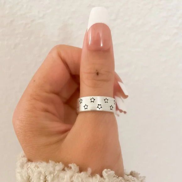 925 Sterling Silver Star Ring Textured Ring Band Celestial Star Ring Band - Picture 7 of 9